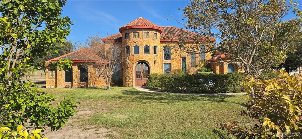 Single Family home at 5312 Mile 4 Road, Mission, Texas