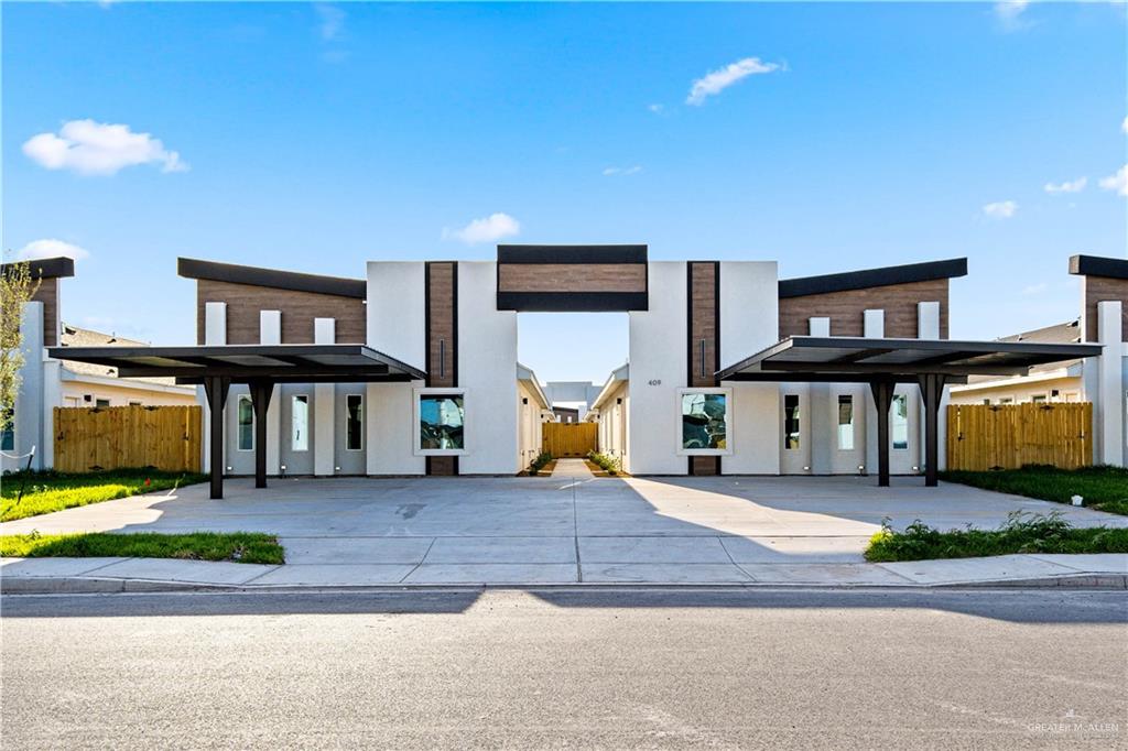 Multi-family home at 405 Onyx Drive, Edinburg, Texas