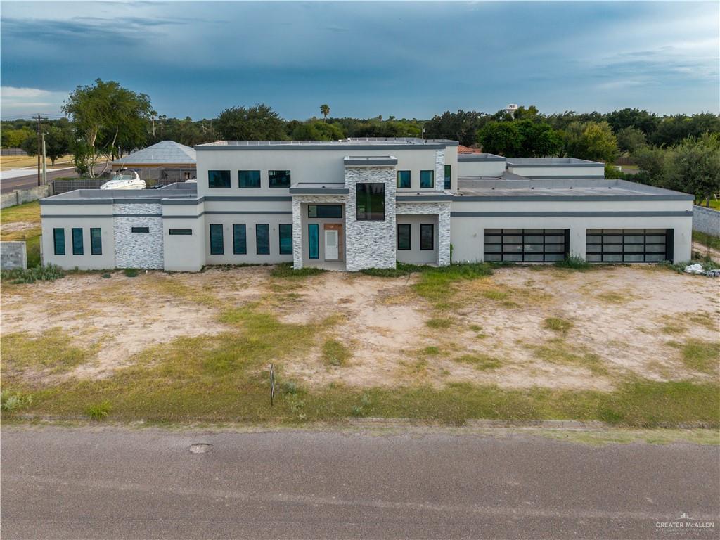 Single Family home at 2330 Martha's Lane, Palmhurst, Texas