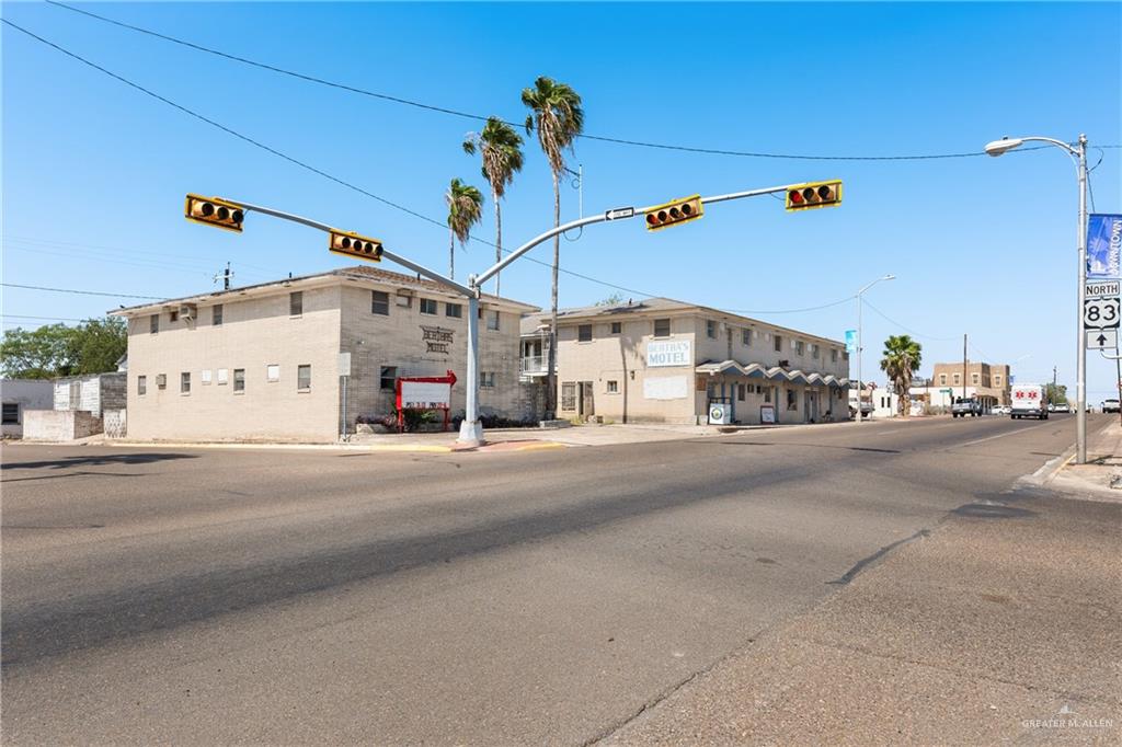Commercial home at 610 2nd Street, Rio Grande City, Texas
