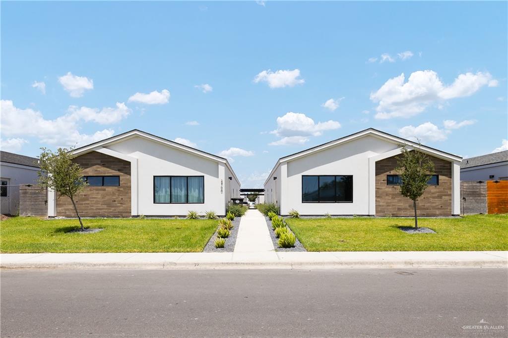 Multi-family home at 2700 Mockingbird Road, Weslaco, Texas