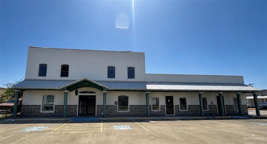 Commercial home at 204 Palmview Drive, Palmview, Texas