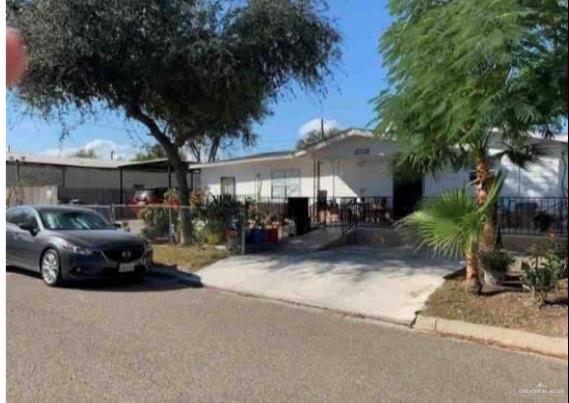Single Family home at 515 Missouri Avenue, Weslaco, Texas