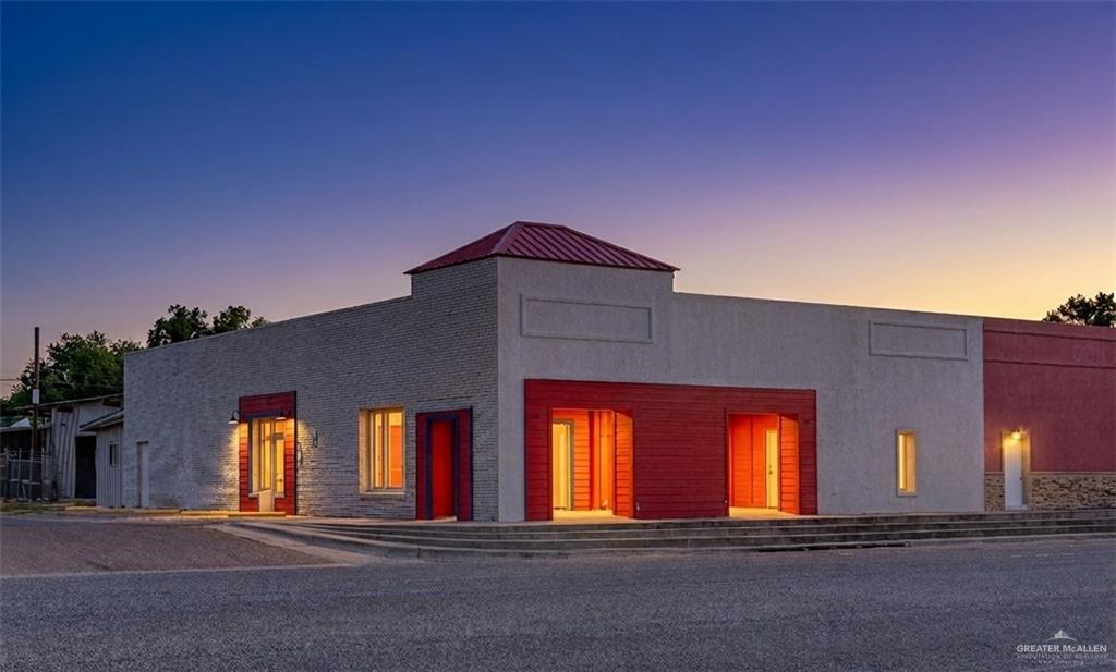 Commercial home at 301 Broadway Street, Elsa, Texas
