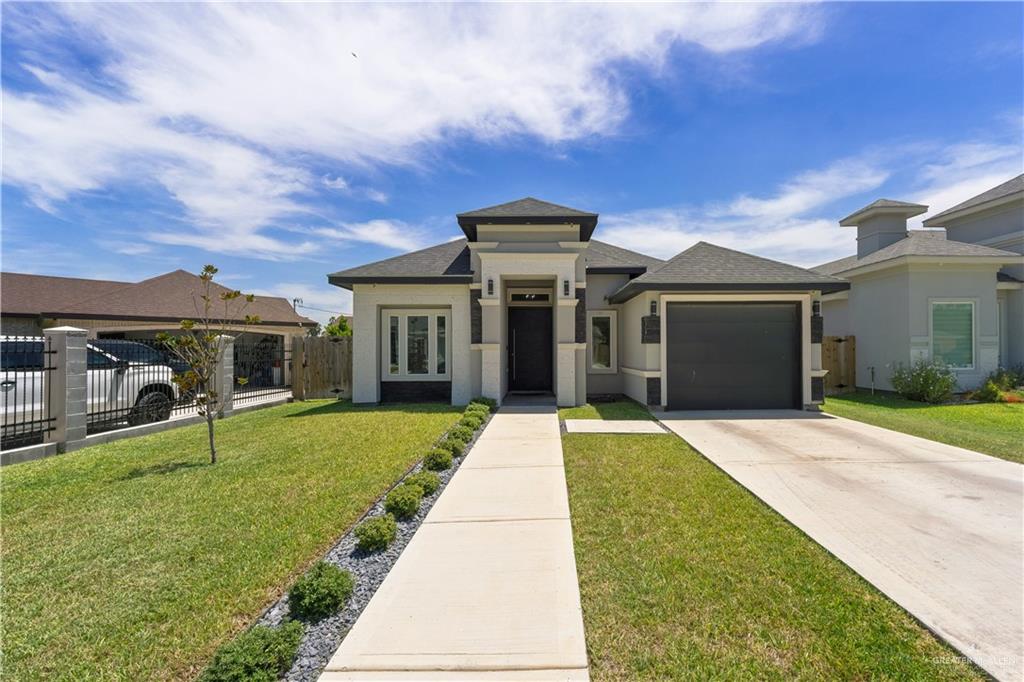 Single Family home at 120 Palm Drive, La Joya, Texas