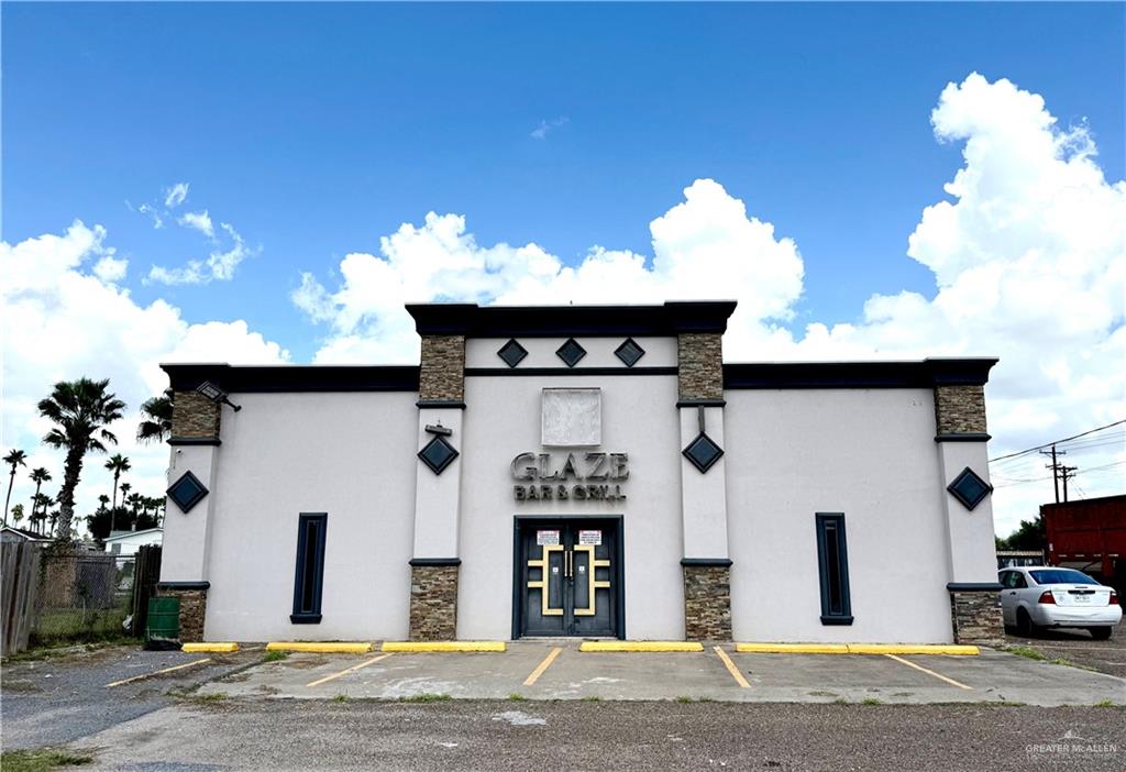 Commercial home at 3708 US Highway Business 83, Donna, Texas