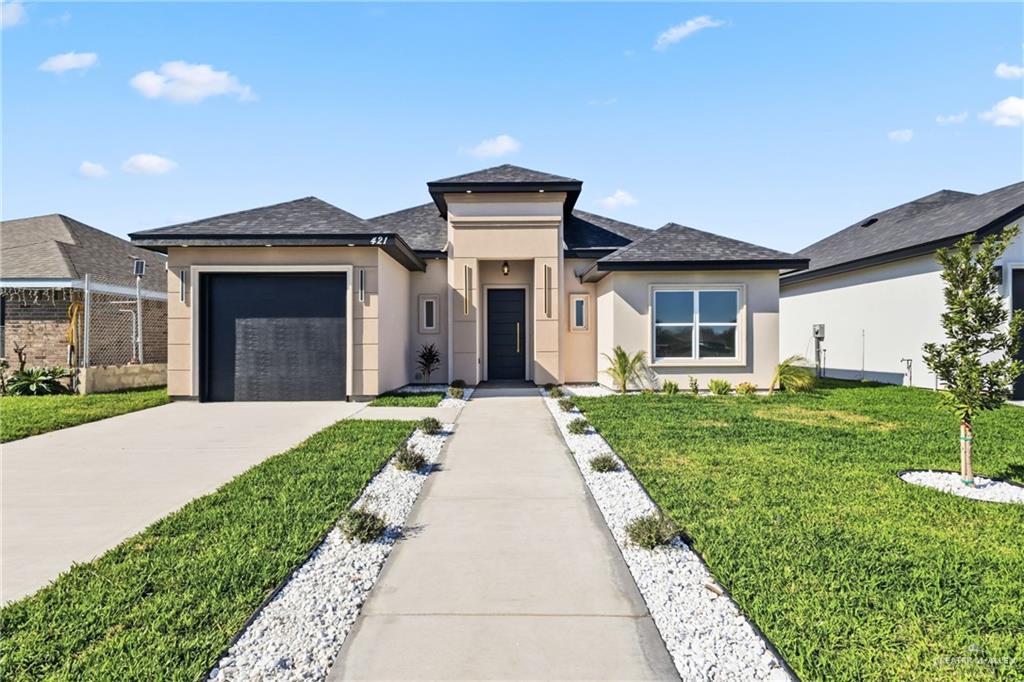 Single Family home at 421 Serg Loop, Alamo, Texas
