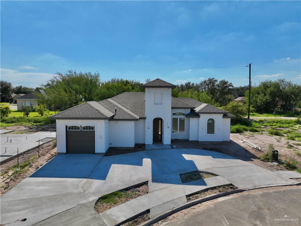 Single Family home at 1504 Descanso Drive, Weslaco, Texas