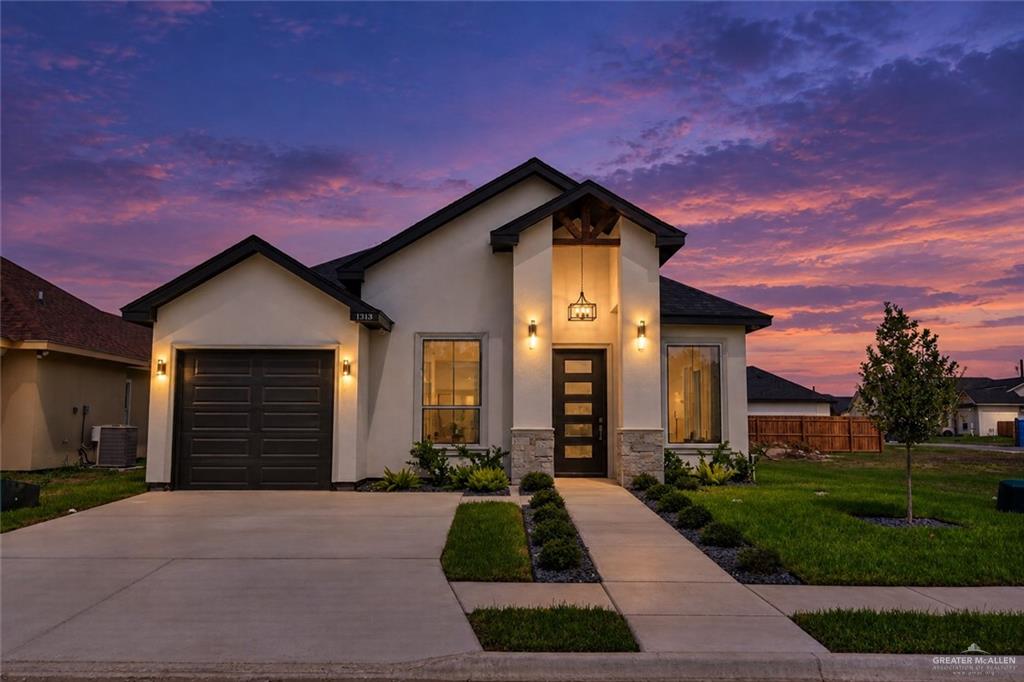 Single Family home at 1313 Acacia Drive, San Juan, Texas