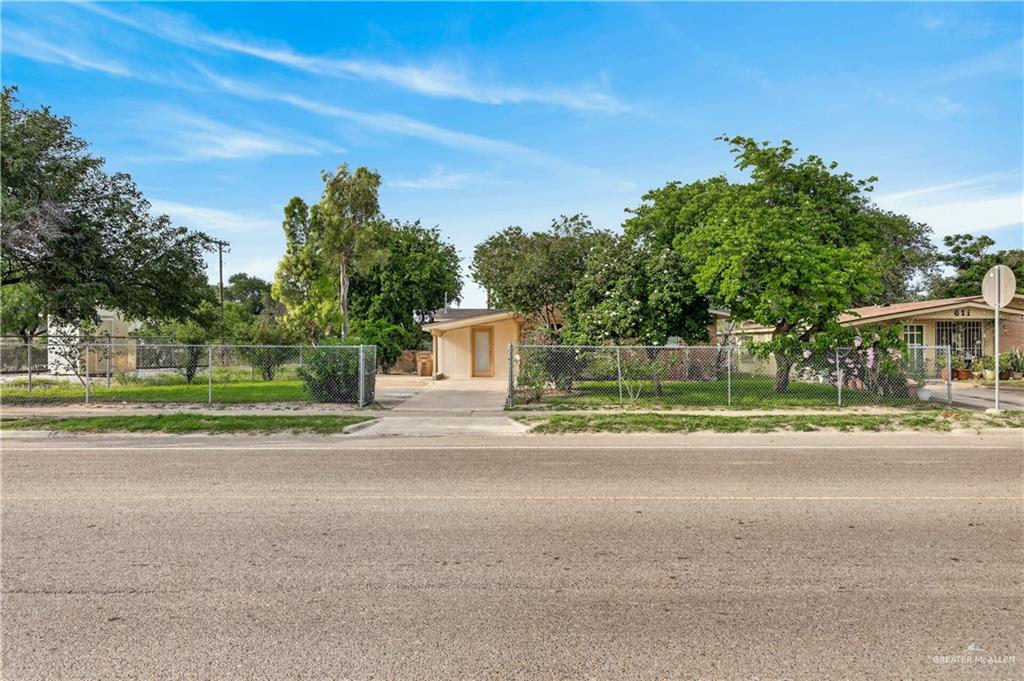 Single Family home at 613 Sprague Street, Edinburg, Texas