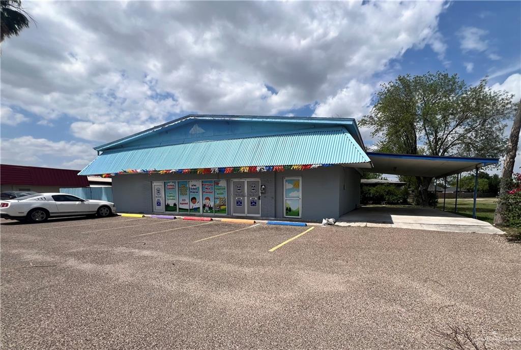 Commercial home at 909 Business 83 Highway, Mission, Texas