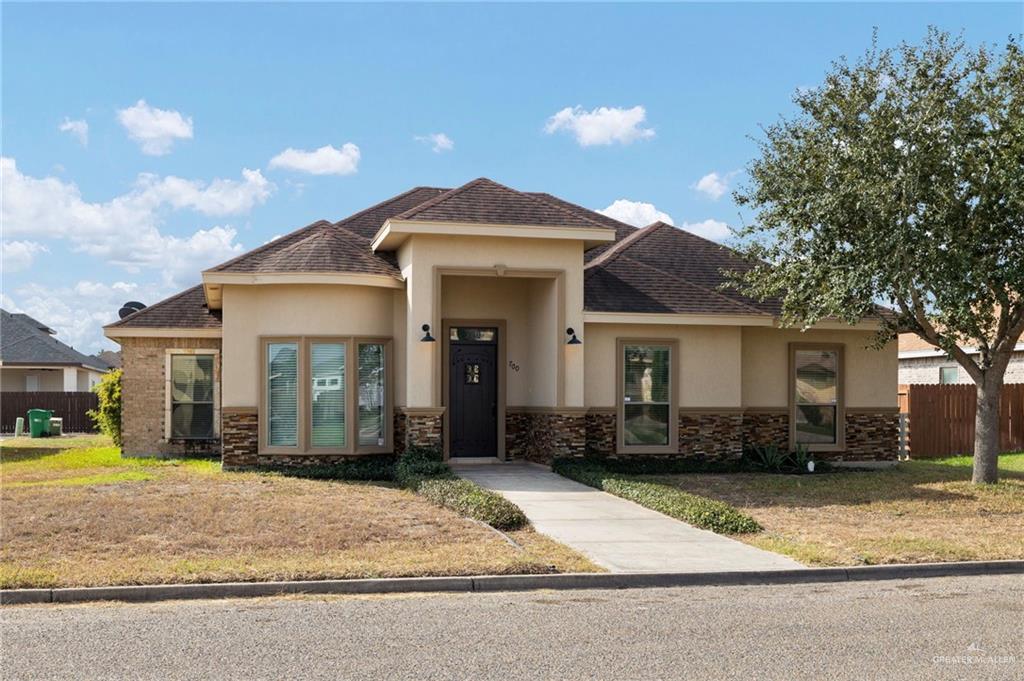 Single Family home at 700 New Orleans Circle, Pharr, Texas