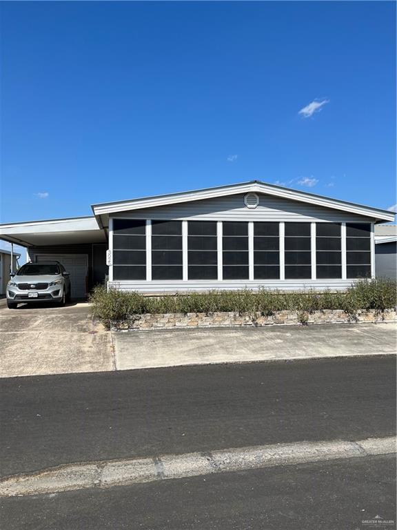 Single Family home at 3025 San Jose Drive, Weslaco, Texas