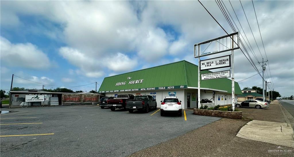 Commercial home at 705 US Highway Business 83, Alamo, Texas