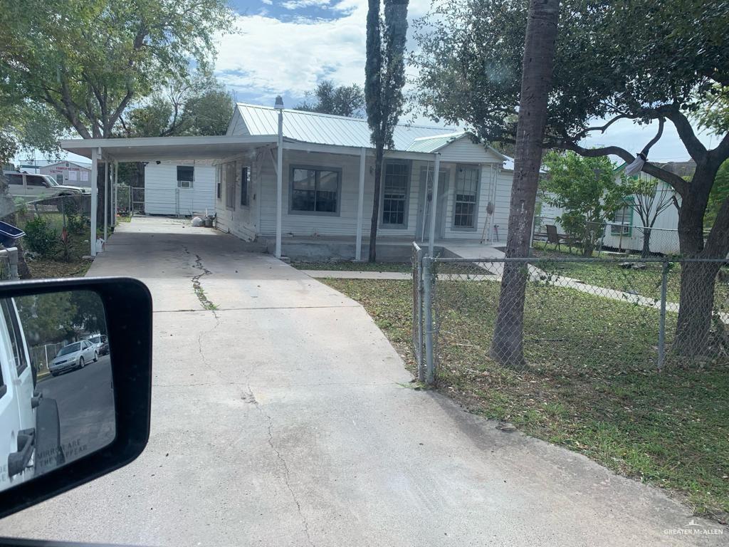 Multi-family home at 1917 Date Palm Avenue, McAllen, Texas