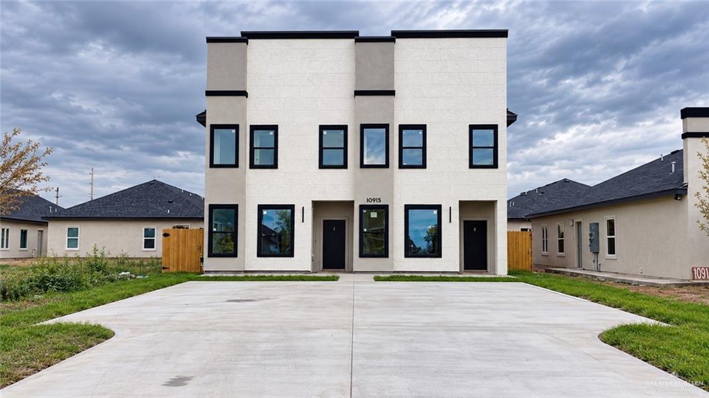 Multi-family home at 10915 27th Street, McAllen, Texas