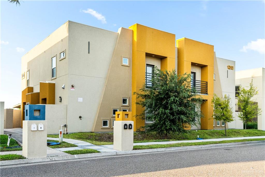 Condo home at 1213 Daffodil Avenue #D, McAllen, Texas