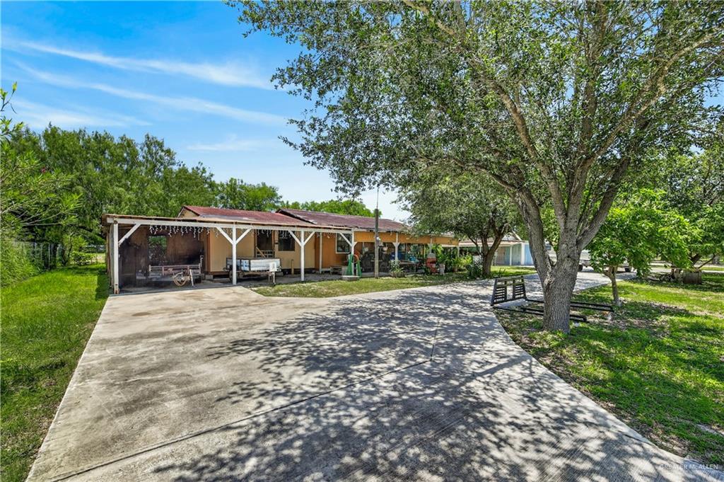 Single Family home at 6602 De La Rosa Circle, Donna, Texas