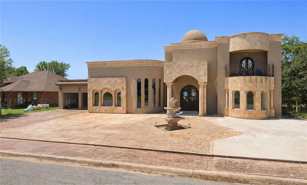 Single Family home at 302 9th Street, Hidalgo, Texas