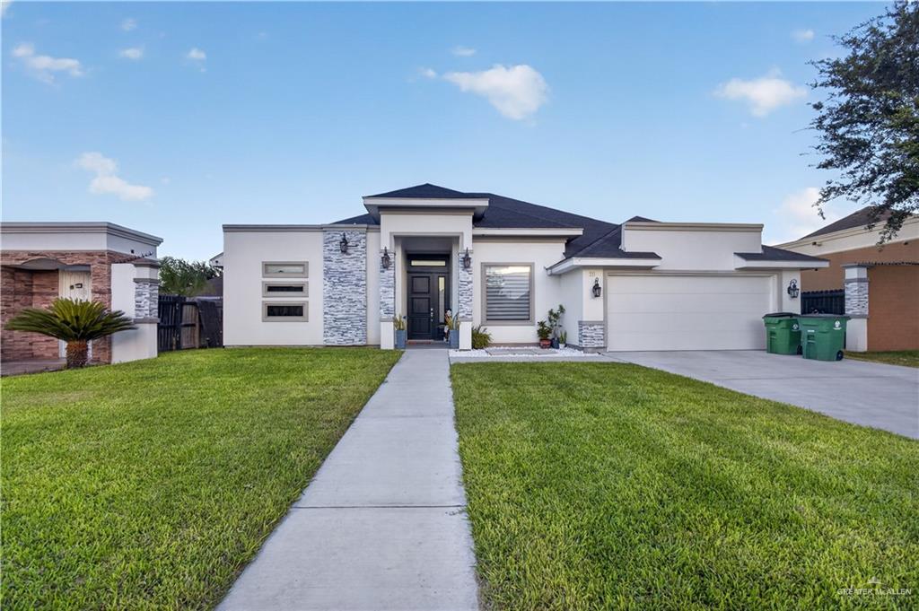 Single Family home at 211 17th Street, Hidalgo, Texas