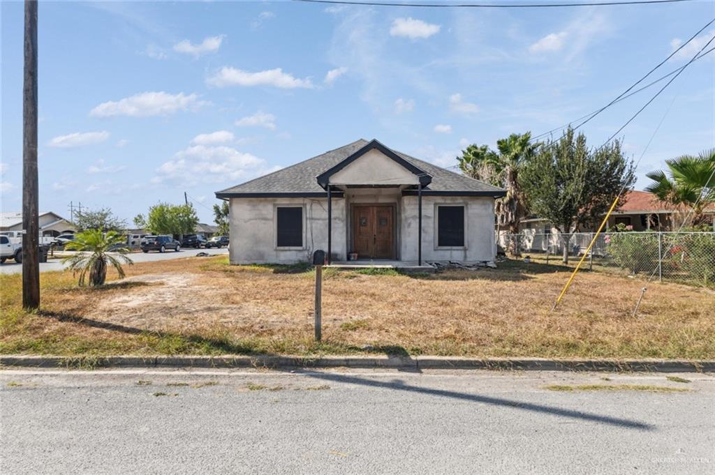 Single Family home at 1208 Encino Drive, Weslaco, Texas