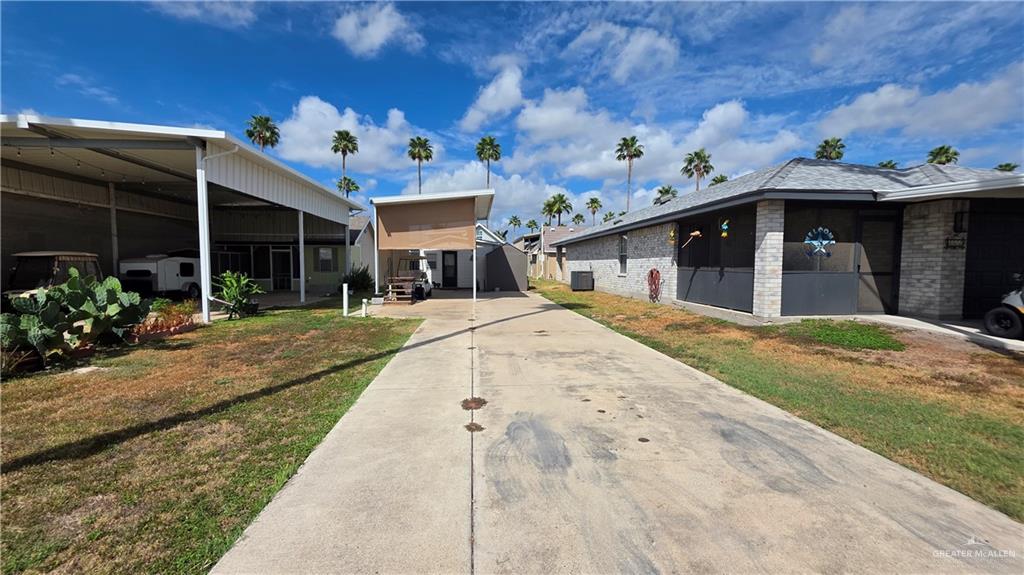 Single Family home at 2516 Starling Circle, Palmview, Texas