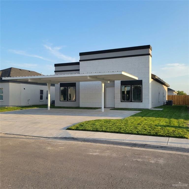 Multi-family home at 11006 27th Street, McAllen, Texas