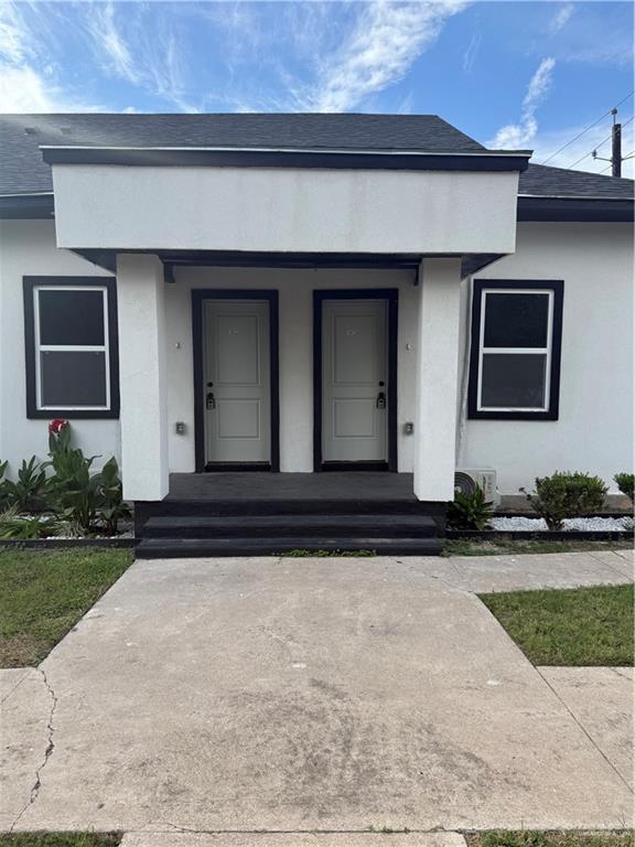 Multi-family home at 212 11th Street, Mission, Texas