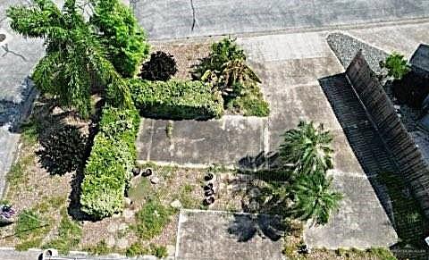 Land home at 179 Chippewa Circle, Harlingen, Texas