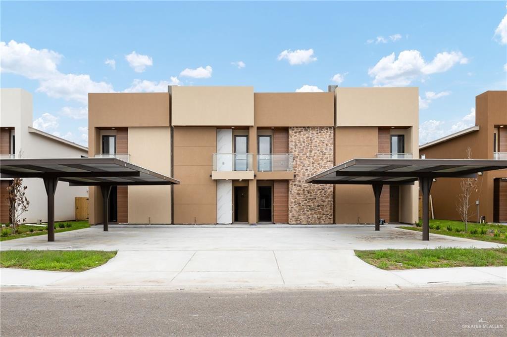Multi-family home at 1112 Santa Rosa Street, Edinburg, Texas