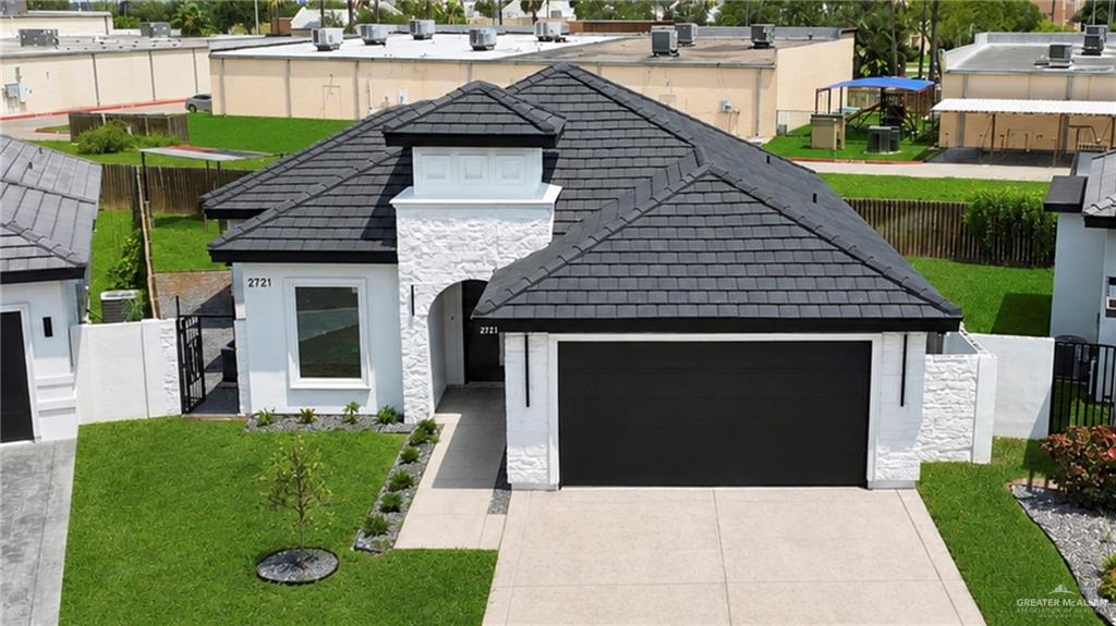 Single Family home at 2721 Chesterfield Avenue, Edinburg, Texas
