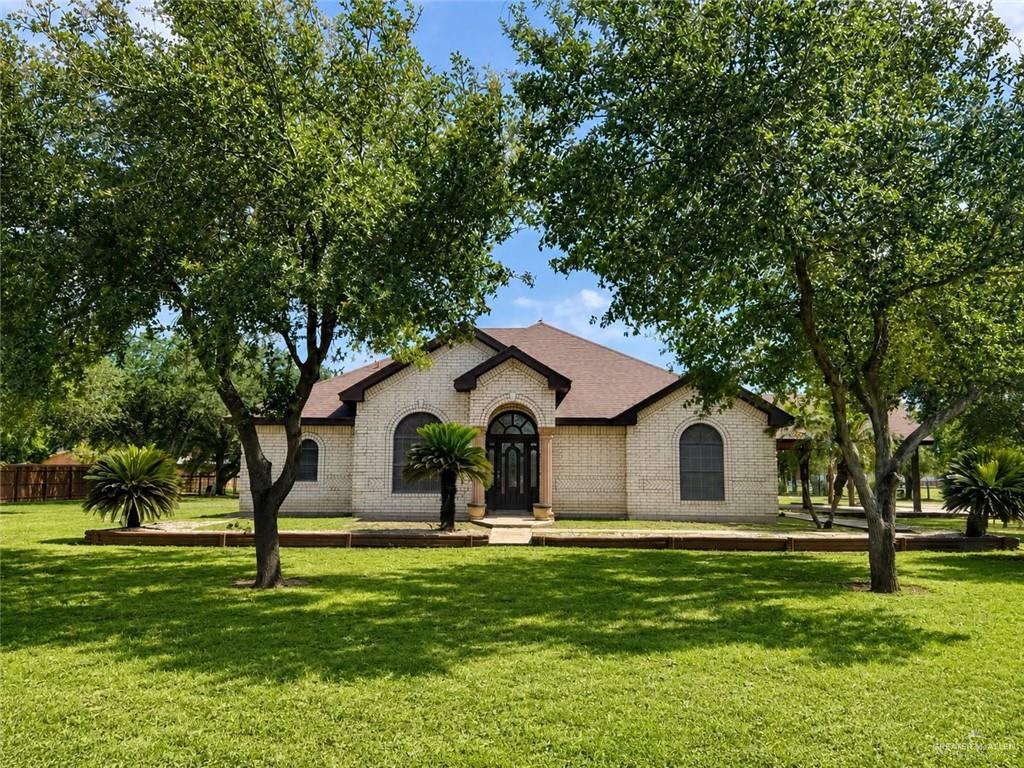 Single Family home at 3511 Mile 17 1/2 Road, Edinburg, Texas