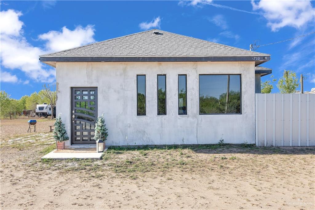 Single Family home at 710 El Toro Road, Sullivan City, Texas