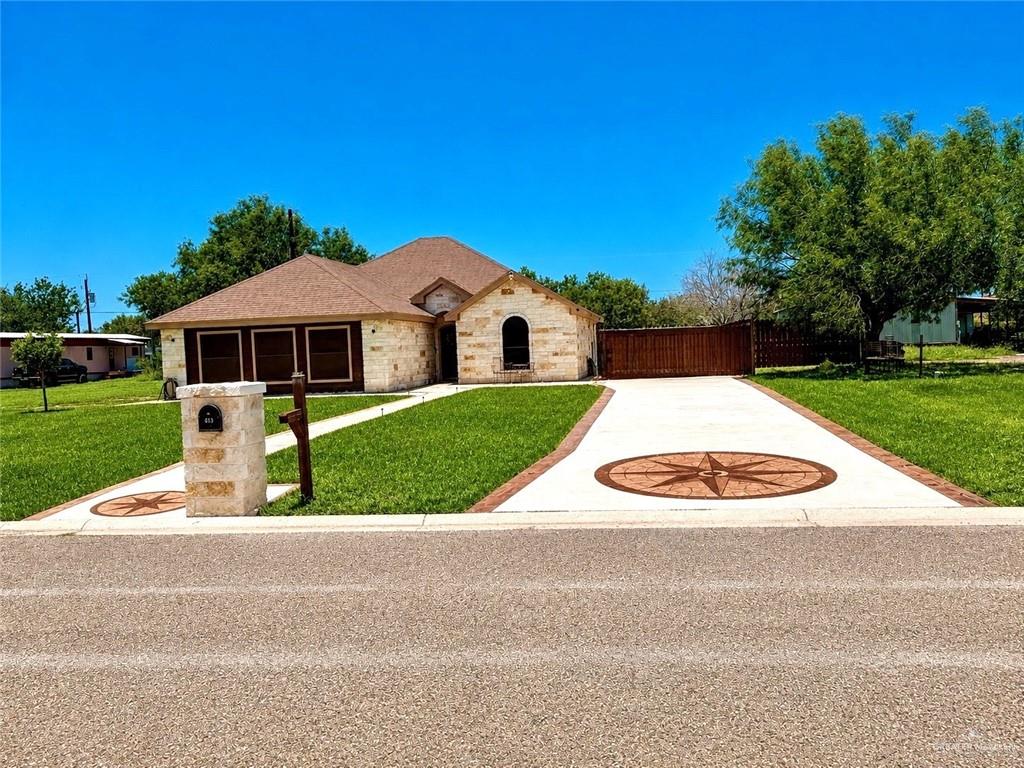 Single Family home at 613 El Sendero Drive, Sullivan City, Texas