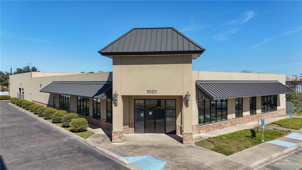 Commercial home at 1001 Interstate 2, Pharr, Texas