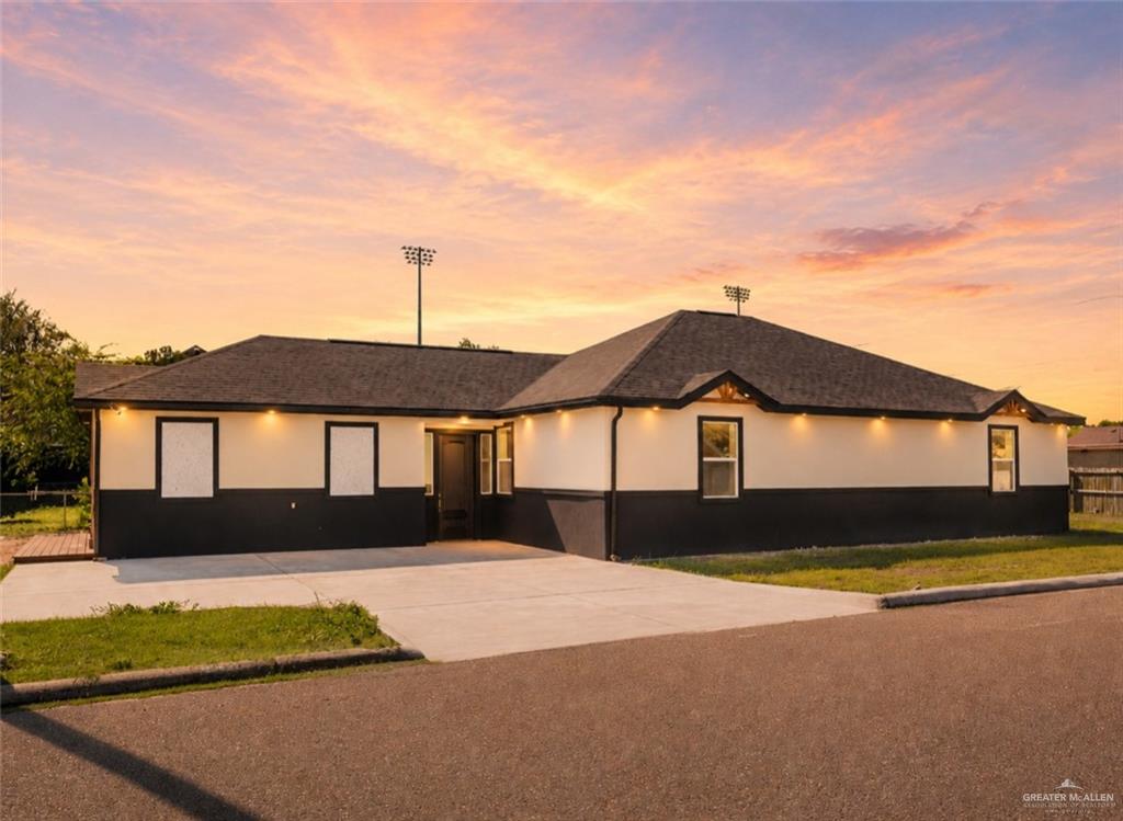 Single Family home at 602 Kelly Avenue, Pharr, Texas
