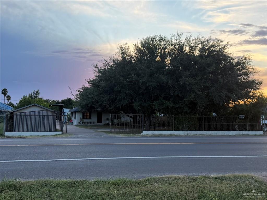 Single Family home at 4827 Fm 493 Road, Donna, Texas
