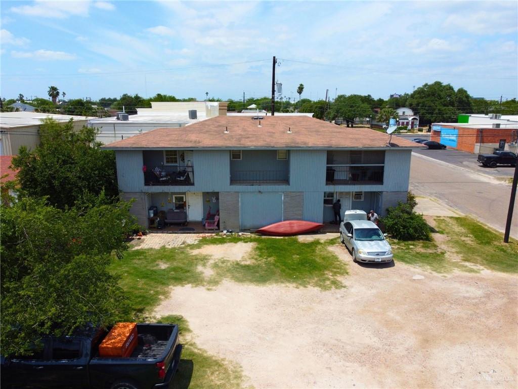 Multi-family home at 116 13th Street, Mission, Texas