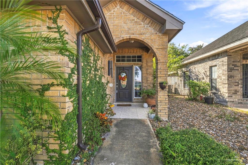 Single Family home at 3117 Kenyon Road, Edinburg, Texas