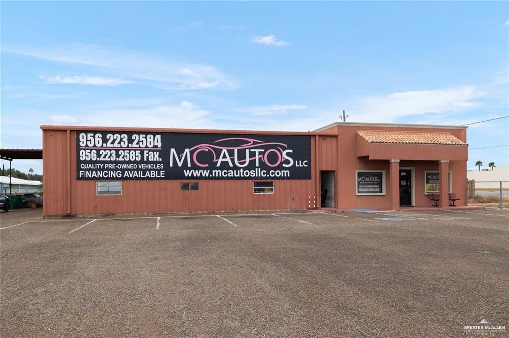 Commercial home at 1522 US Highway 281, Pharr, Texas