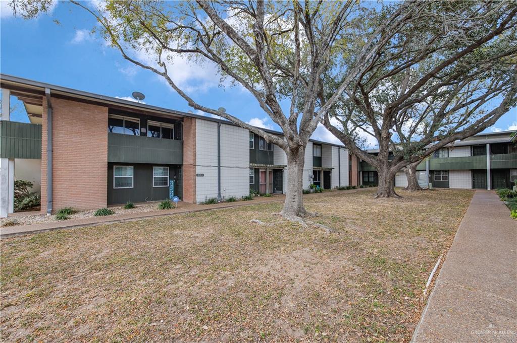 Condo home at 519 4th Avenue #C2, Edinburg, Texas