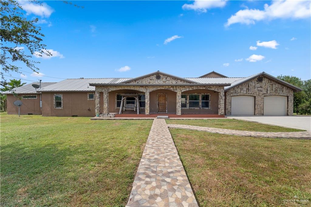 Single Family home at 14919 Mile 19, Edinburg, Texas