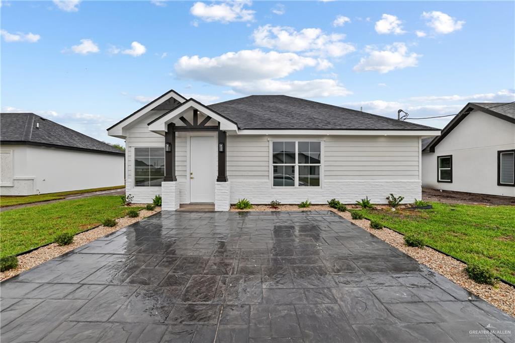 Single Family home at 2289 Via Roma Lane, Weslaco, Texas