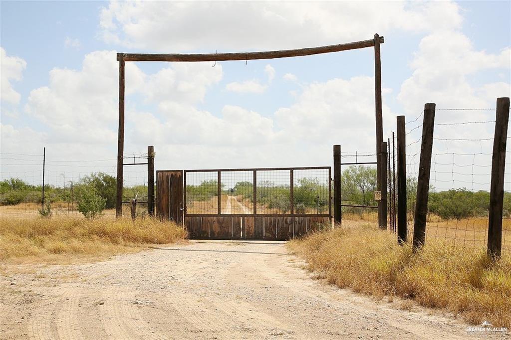 Land home at 0 Loma Blanca Road, Roma, Texas
