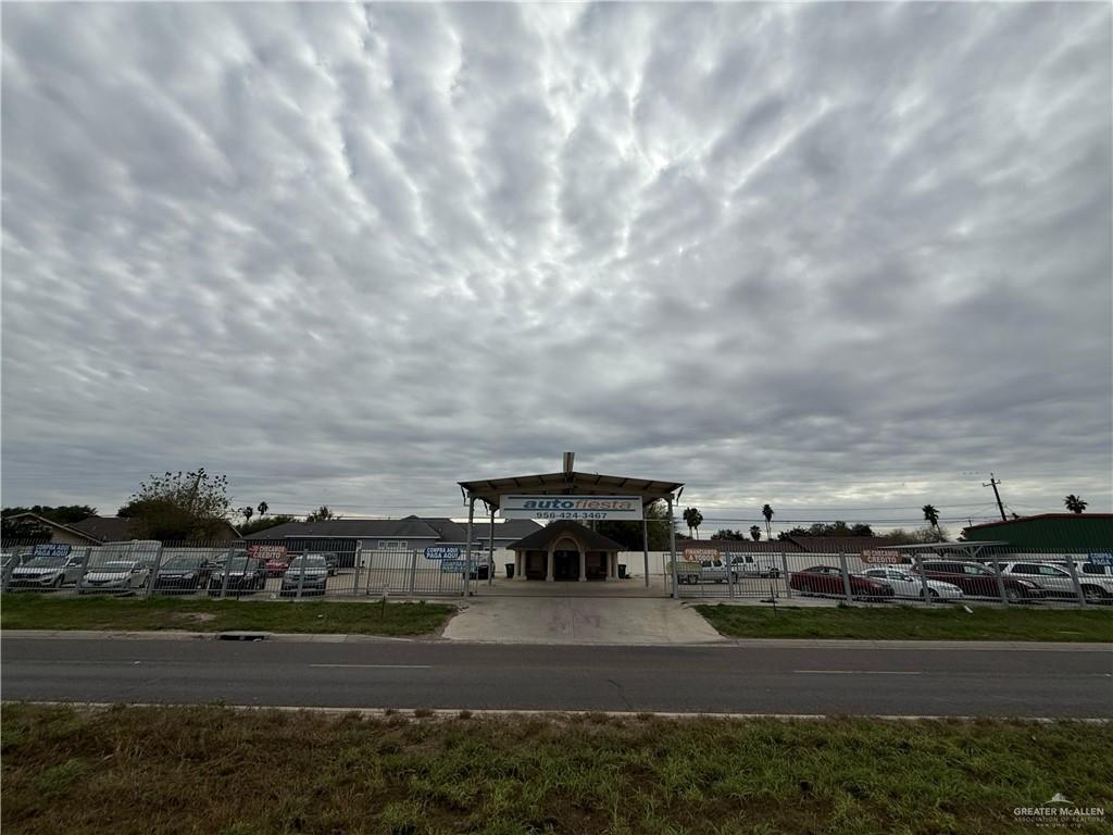 Commercial home at 1529 Palma Vista Drive, Palmview, Texas
