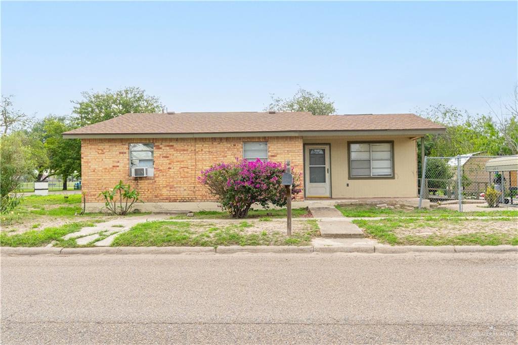 Single Family home at 323 20th Avenue, Edinburg, Texas