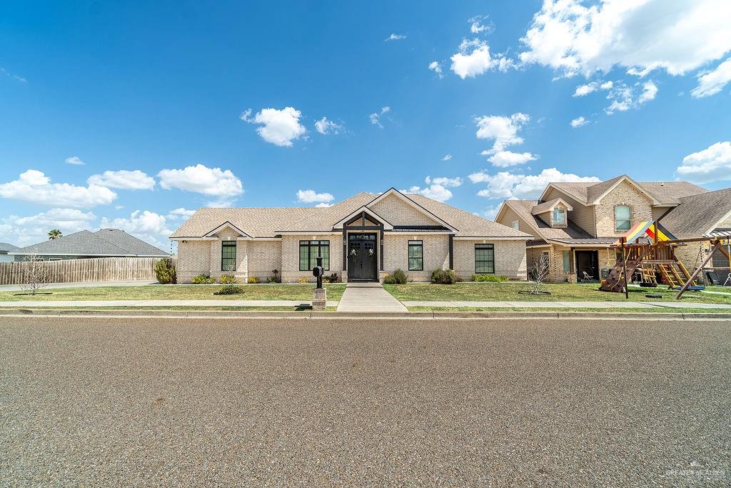Single Family home at 501 Palm Shores Drive, La Joya, Texas