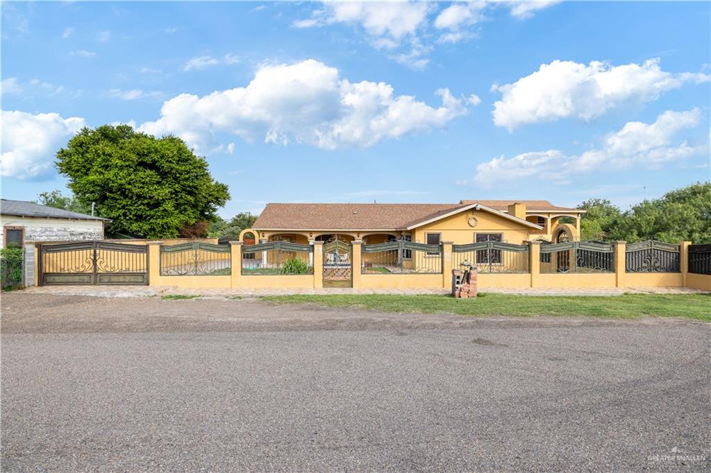 Single Family home at 610 Texas Street, Rio Grande City, Texas
