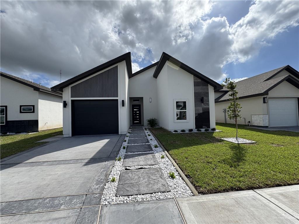 Single Family home at 5808 Rayo Del Sol Street, Edinburg, Texas