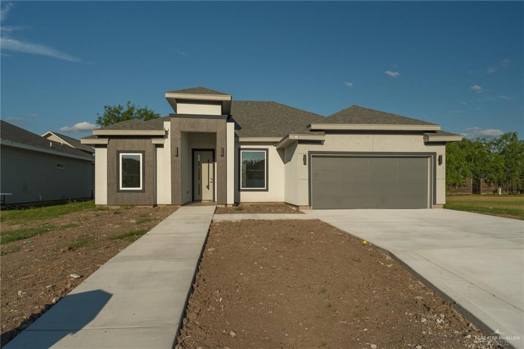 Single Family home at 461 Texas Boulevard, Raymondville, Texas